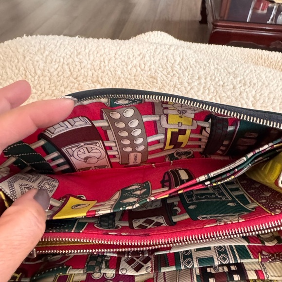 Hermès Silk Authentic Hermes Silk in Long Wallet